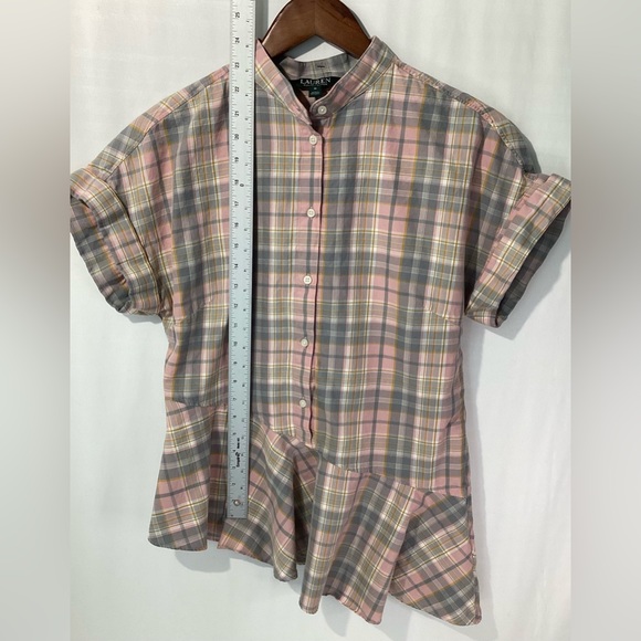 Lauren Ralph Lauren Woman’s Blouse Top Buttons Size M Asymmetrical Bottom - Picture 10 of 11